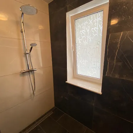 Holiday home Royal Ocean Mit Sauna, Spielekonsole Und Whirlpool Rostock